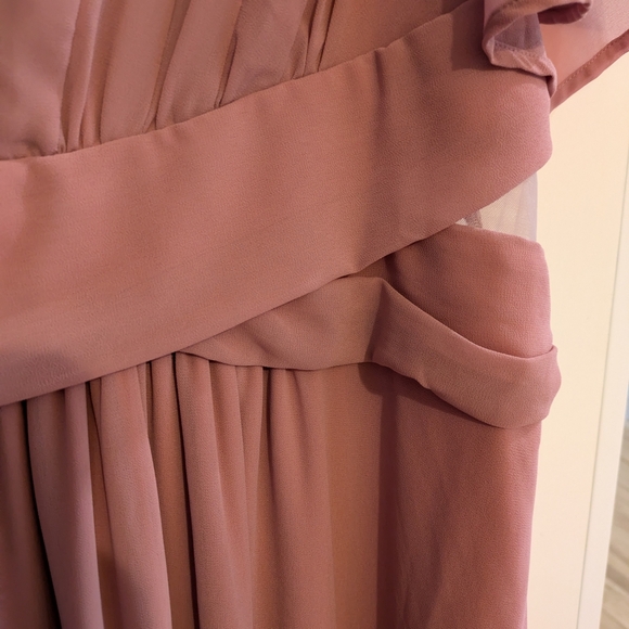 Elegant Formal Dress - Picture 8 of 10